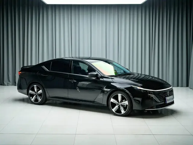 Nissan Teana — Фото автомобиля 3