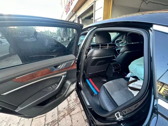 Audi A6L — Фото автомобиля 7