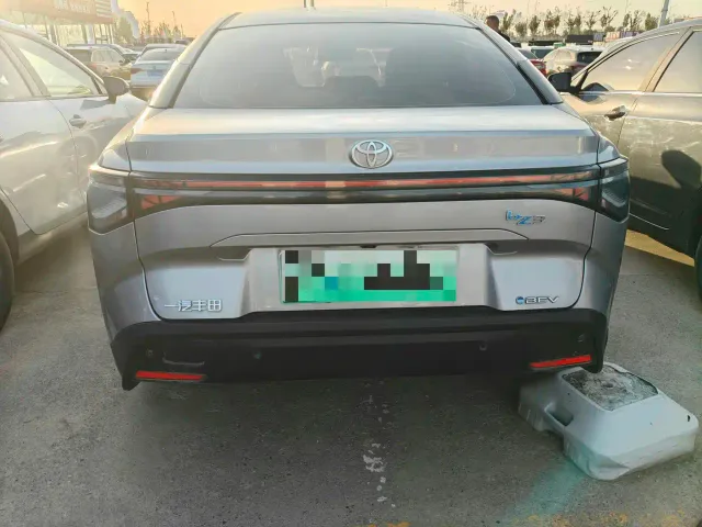 Toyota bZ3 — Фото автомобиля 8