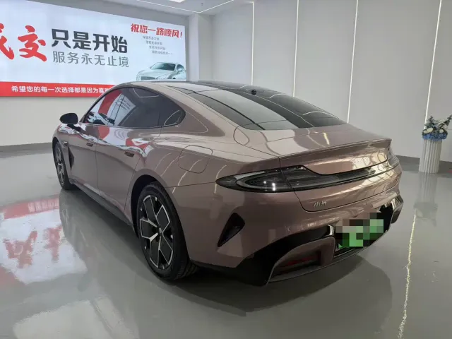 Xiaomi SU7 — Фото автомобиля 17