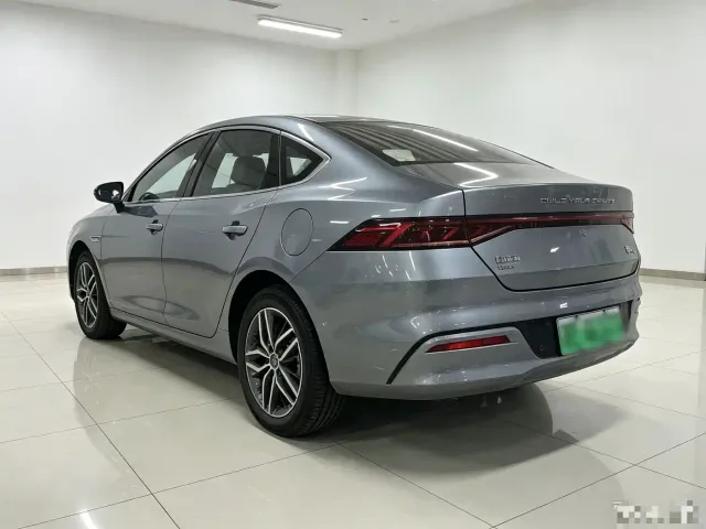 BYD Qin PLUS — Фото автомобиля 5