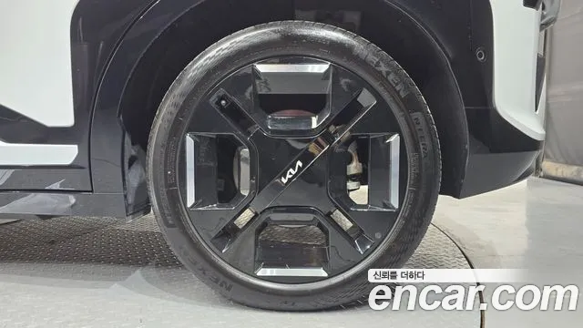 Kia EV3 — Фото автомобиля 6