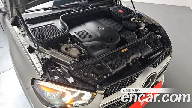 Mercedes-Benz GLE-Class — Фото автомобиля 4