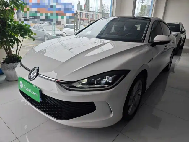 Фотография автомобиля — Volkswagen Lamando