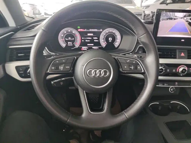 Audi A4L — Фото автомобиля 10