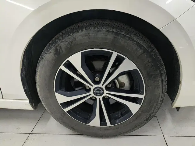 Nissan Sylphy — Фото автомобиля 16