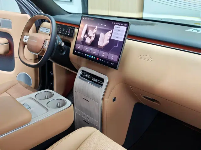 Xiaomi Pengcheng N70 — Фото автомобиля 8
