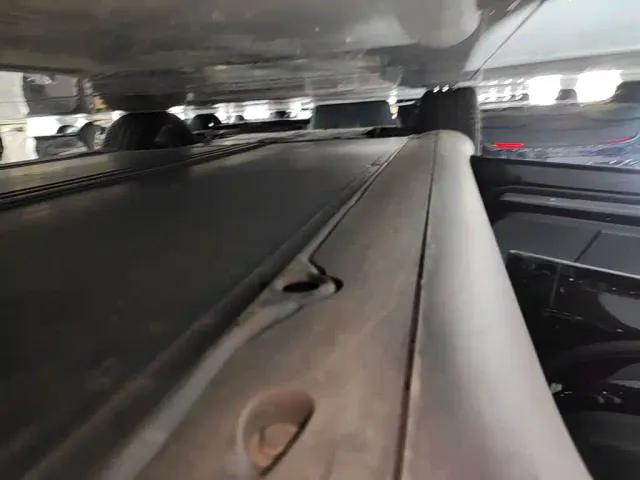 Tesla Model Y — Фото автомобиля 21
