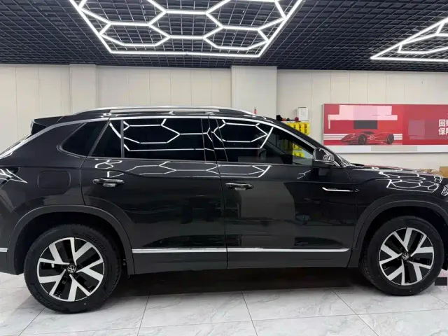 Volkswagen Tayron — Фото автомобиля 4