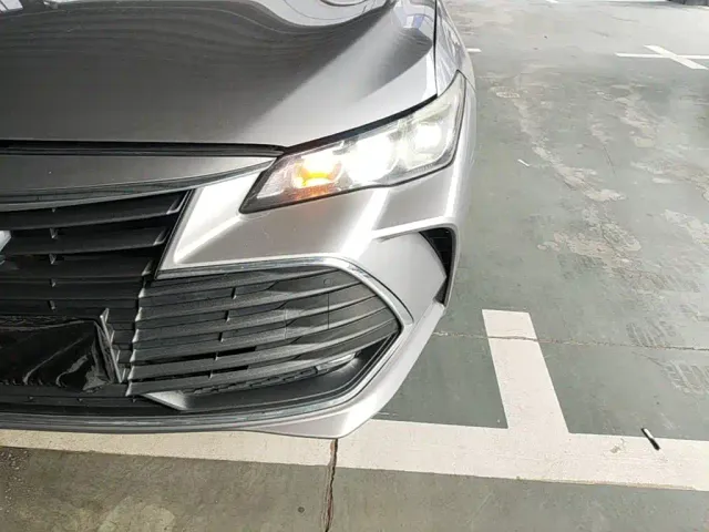 Toyota Avalon — Фото автомобиля 23