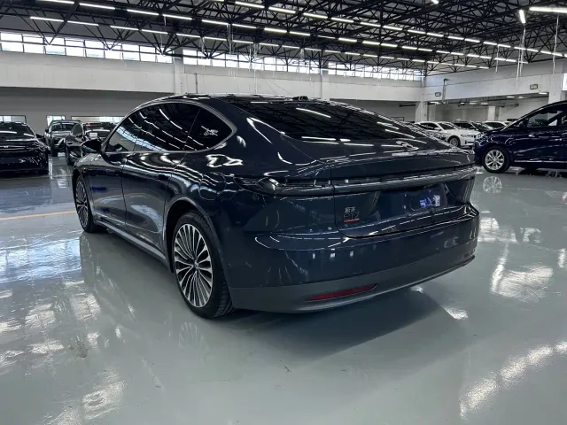 Nio ET7 — Фото автомобиля 13