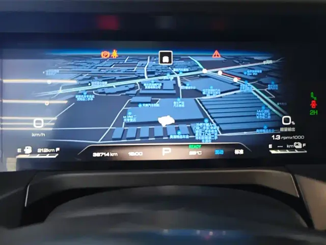 Tank Tank 300 New Energy 2024 Hi4-T — Фото автомобиля 14