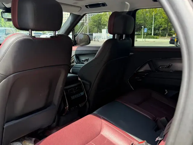 Land Rover Range Rover Sport — Фото автомобиля 12
