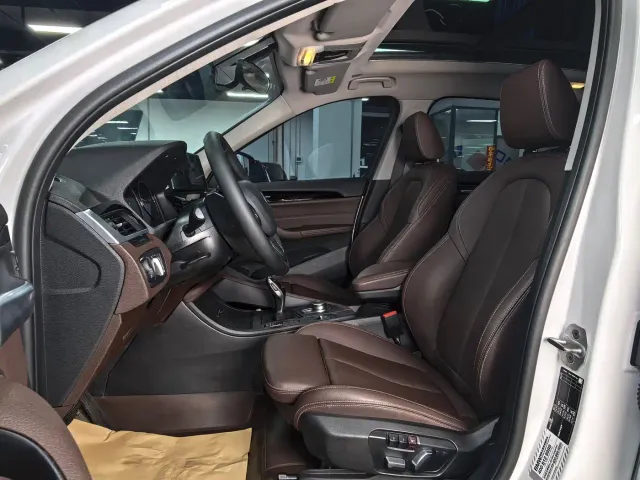 BMW X1 — Фото автомобиля 9