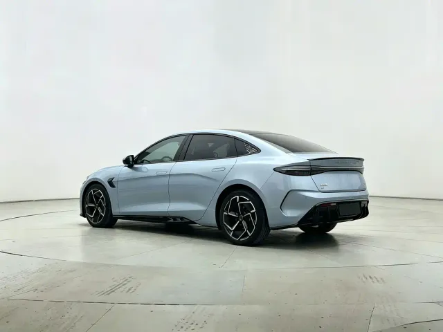 BYD Seal — Фото автомобиля 7