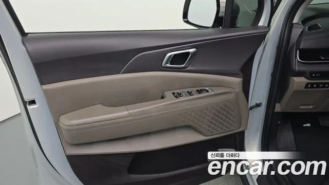 Kia Carnival 4th Gen — Фото автомобиля 14
