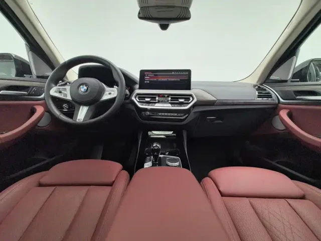 BMW BMW X3 2023 Facelift xDrive30i Leading M Night Package — Фото автомобиля 5
