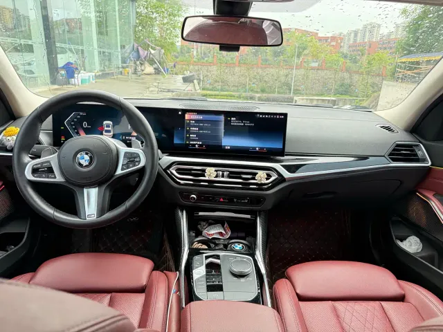 BMW 3 Series — Фото автомобиля 10