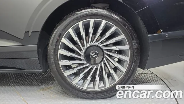 Hyundai Grandeur GN7 — Фото автомобиля 6
