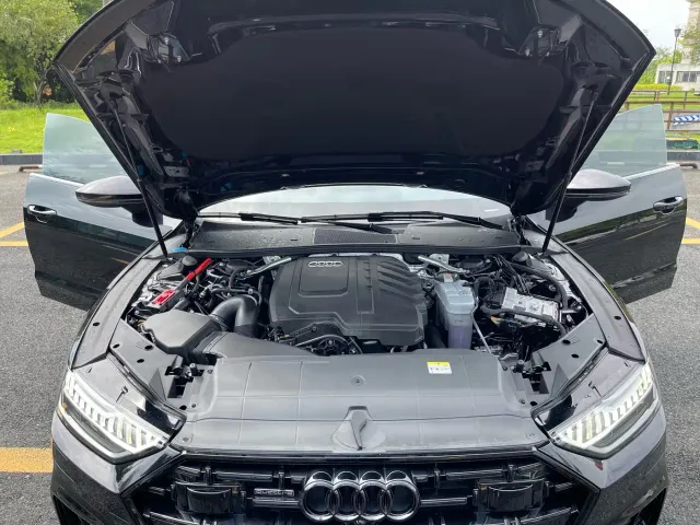 Audi A7L — Фото автомобиля 23