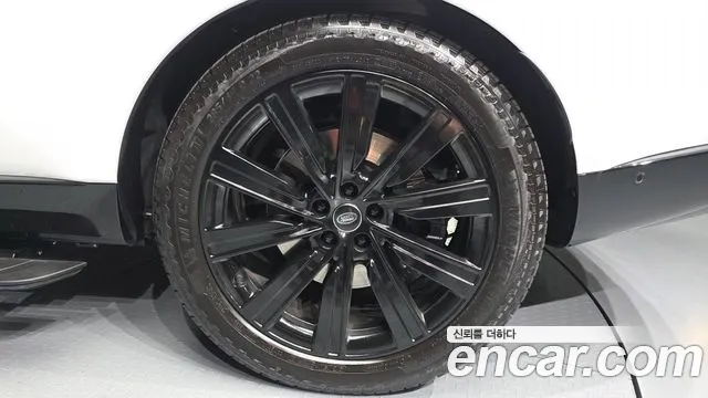 Land Rover Range Rover — Фото автомобиля 14