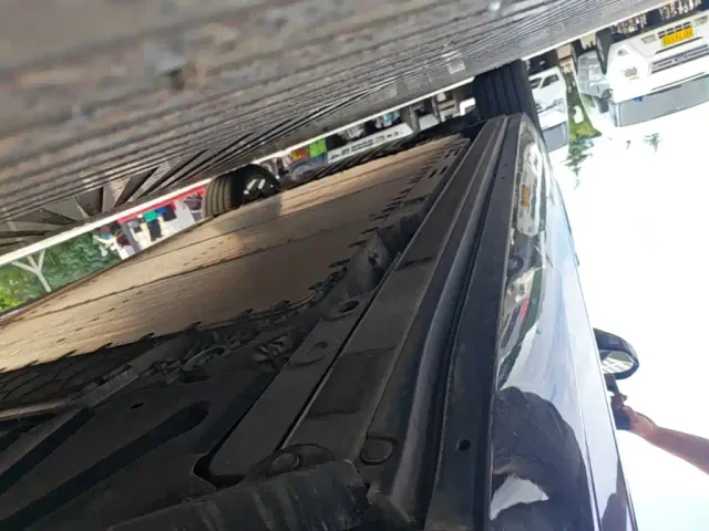 Nio ES8 — Фото автомобиля 21