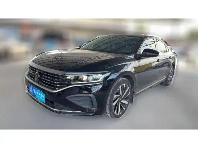 Фотография автомобиля — Volkswagen Passat