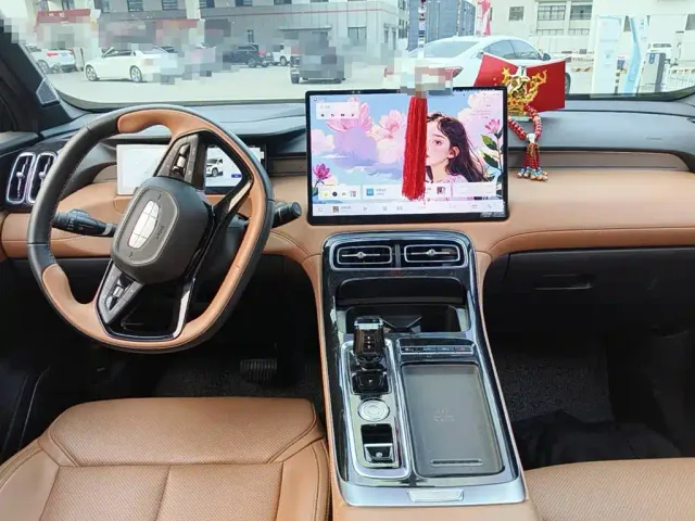 Geely Boyue L — Фото автомобиля 12