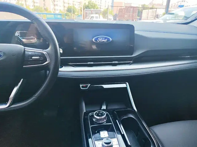 Ford Lingrui — Фото автомобиля 12