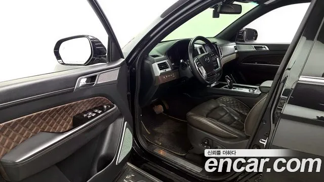 KG_Mobility_Ssangyong Rexton All Rexton Дизель 2.2 4WD — Фото автомобиля 10