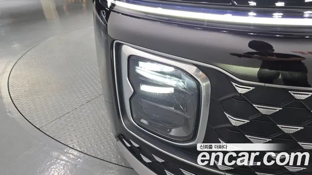 Hyundai Grandeur Grandeur (GN7) 2.5 Бензин 2WD — Фото автомобиля 18
