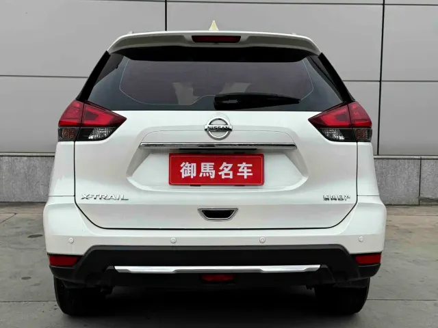 Nissan X-Trail — Фото автомобиля 7