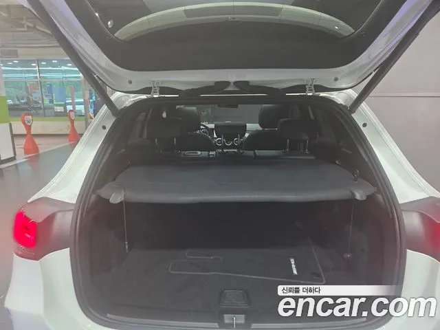 Mercedes-Benz GLA-Class — Фото автомобиля 18