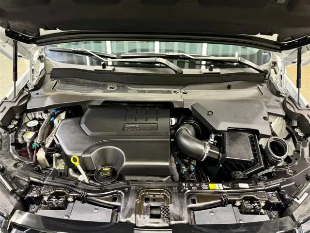 Land Rover Discovery Sport — Фото автомобиля 11