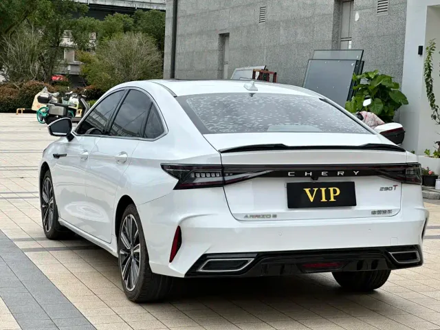 Chery Arrizo 8 — Фото автомобиля 4