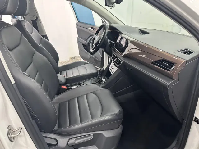 Volkswagen Tharu — Фото автомобиля 4