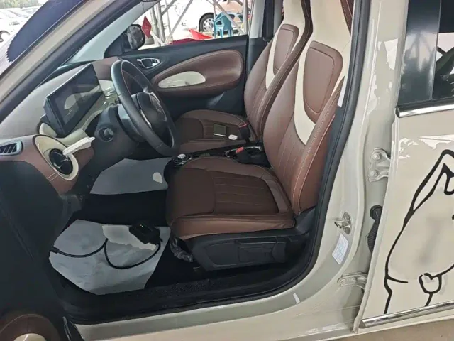 Wuling Bingo — Фото автомобиля 14