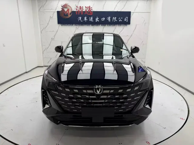 Changan UNI-Z — Фото автомобиля 2