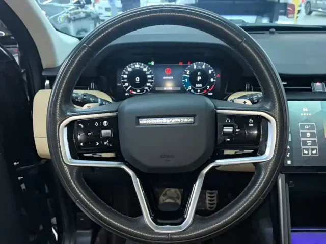 Land Rover Discovery Sport — Фото автомобиля 10