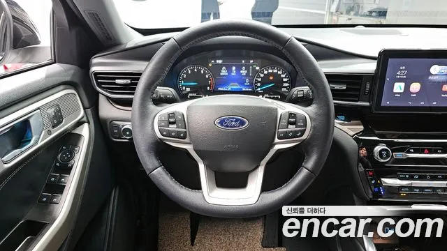 Ford Explorer Explorer 6 поколение — Фото автомобиля 13