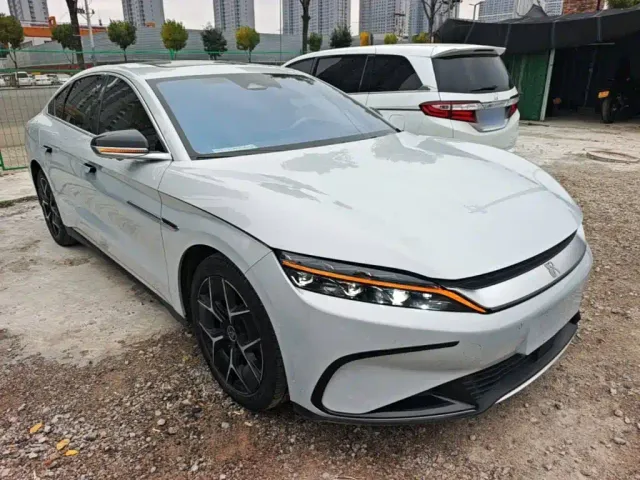 BYD Han — Фото автомобиля 3