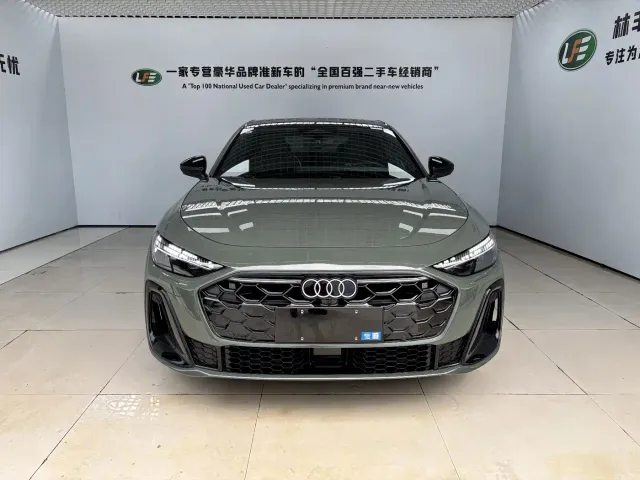 Audi A5L — Фото автомобиля 3
