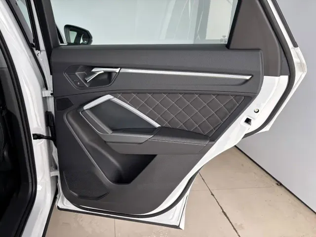 Audi Q3 Sportback — Фото автомобиля 23