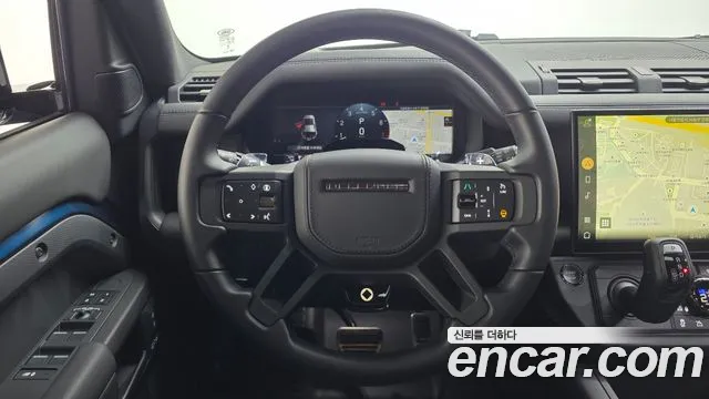 Land Rover Defender — Фото автомобиля 15