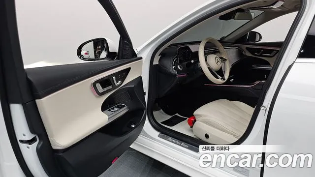 Mercedes-Benz E-Class — Фото автомобиля 10
