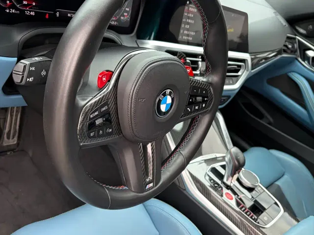 BMW M4 — Фото автомобиля 12
