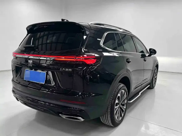 Buick Envision Plus — Фото автомобиля 11