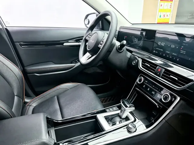 Kia Seltos — Фото автомобиля 19