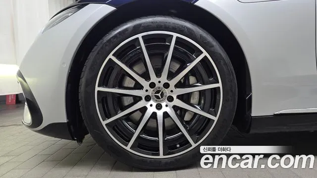 Mercedes-Benz EQS — Фото автомобиля 5