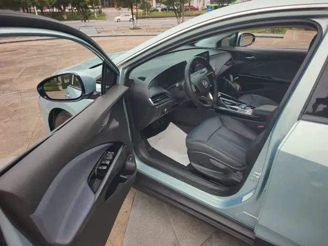 Buick Velite 6 — Фото автомобиля 15